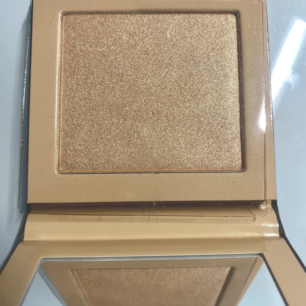 NIB KKW Beauty Champion Highlighter Camo Collection